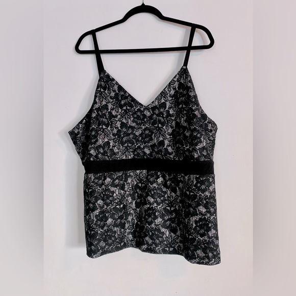 040 RICKI’S plus silver sparkly top - Picture 1 of 6